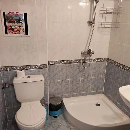 One- Bed Apart For Rent At Sunny Lägenhet *