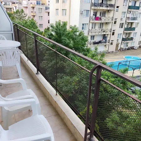 One- Bed Apart For Rent At Sunny Lägenhet